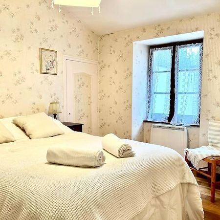 Maison Paisible Avec Lac Prive Secondigny Екстериор снимка