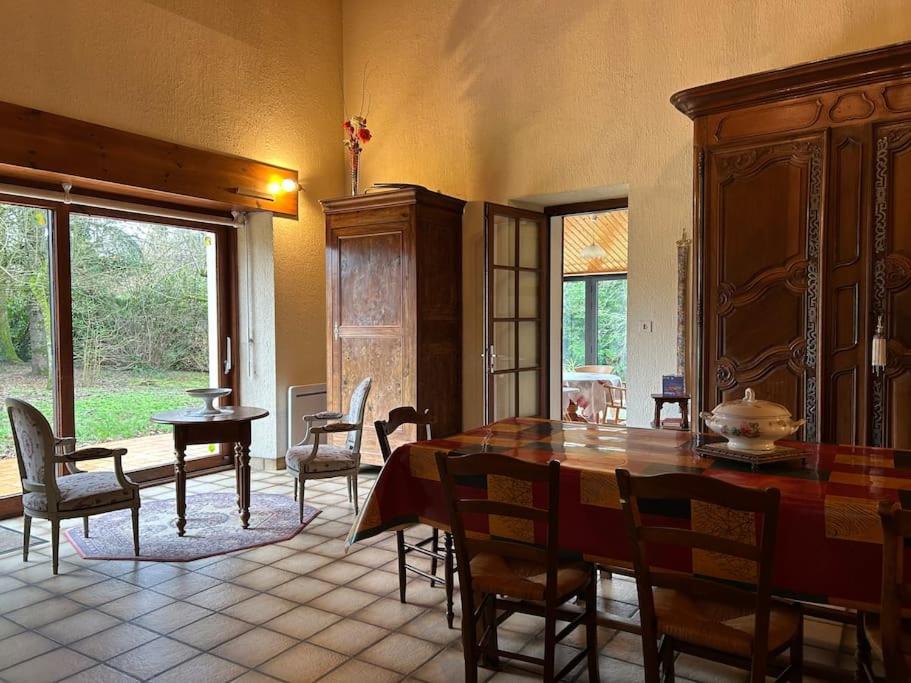 Maison Paisible Avec Lac Prive Secondigny Екстериор снимка