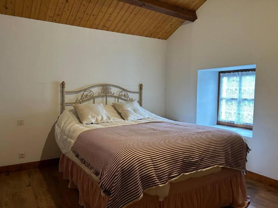 Maison Paisible Avec Lac Prive Secondigny Екстериор снимка