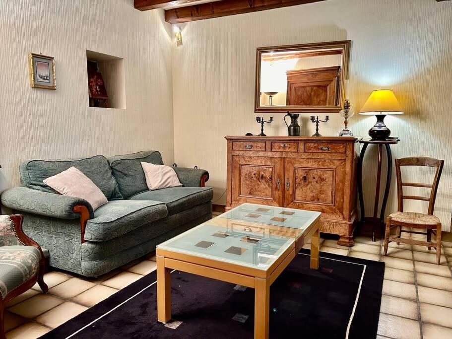 Maison Paisible Avec Lac Prive Secondigny Екстериор снимка