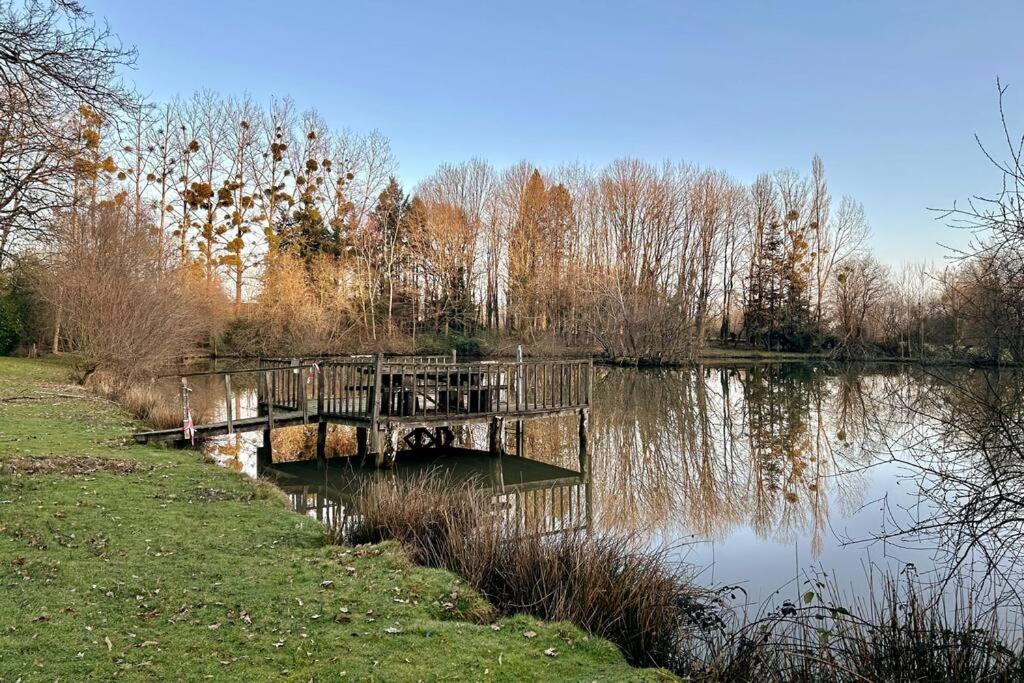 Maison Paisible Avec Lac Prive Secondigny Екстериор снимка